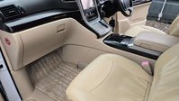 Toyota Alphard Auto+Hybrid+Ulez+7Seats 37