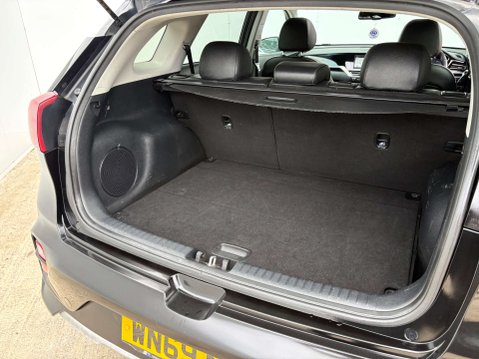 Kia Niro 1.6 Niro 4 HEV Semi-Auto 5dr 39
