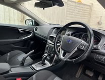 Volvo V40 1.6 D2 SE Hatchback 5dr Diesel Powershift Euro 5 (s/s) (115 ps) 18