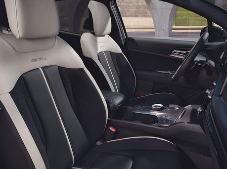 Image of seats inside the new Kia Sportage