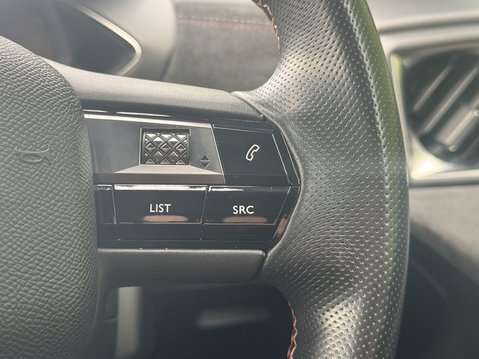 DS 3 E-TENSE 50kWh Performance Line + Crossback 5dr Electric Auto (136 ps) 15