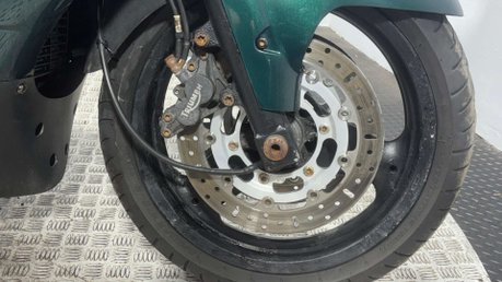 Triumph Trophy 1200 1999 SPARES OR REPAIR PROJECT BIKE LARGE 1200CC TOURER 19