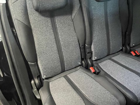 Peugeot 5008 1.2 5008 Allure PureTech S/S Auto 5dr 29