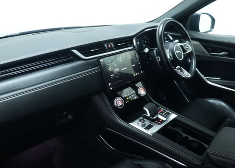 Jaguar F-Pace 2.0 P400e 17.1kWh R-Dynamic Black SUV 5dr Petrol Plug-in Hybrid Auto AWD Eu 46