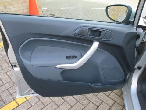 Ford Fiesta 1.4 Zetec 5dr 35