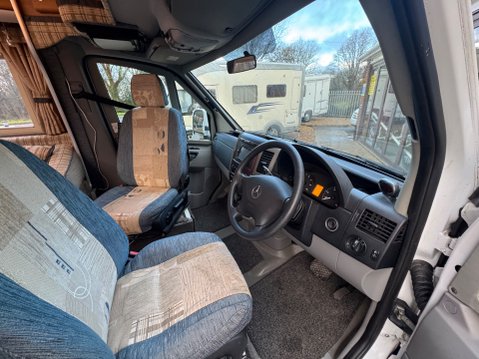 Auto-Sleepers Devon AUTOMATIC MARQUIS SPECIAL EDITION 8