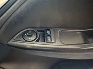 Ford Focus 1.0T EcoBoost Zetec Hatchback 5dr Petrol Manual Euro 5 (s/s) (100 ps) 29