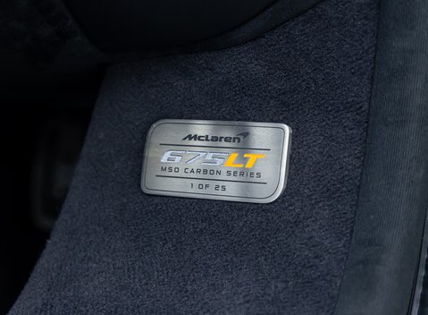 McLaren 675LT Spider MSO Carbon Series 42