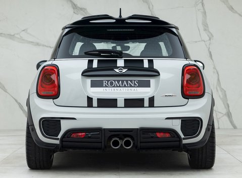 Mini Hatch John Cooper Works Challenge 5