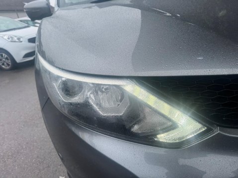 Nissan Qashqai 1.5 dCi Tekna 2WD Euro 6 (s/s) 5dr 11