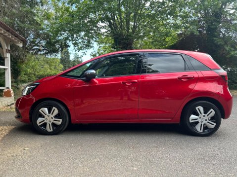 Honda Jazz I-MMD EX 17