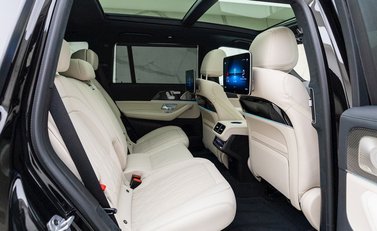 Mercedes-Benz GLS 63 Night Edition Executive 15