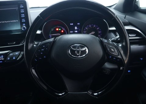 Toyota C-HR 1.8 C-HR Icon HEV CVT 5dr 16