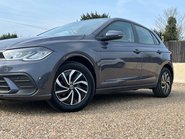 Volkswagen Polo LIFE TSI DSG 15