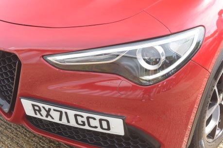 Alfa Romeo Stelvio TB SPRINT 16