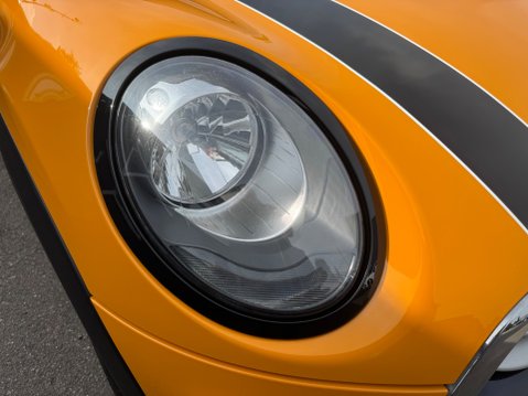 Mini Hatch 1.5 Cooper Euro 6 (s/s) 3dr 17