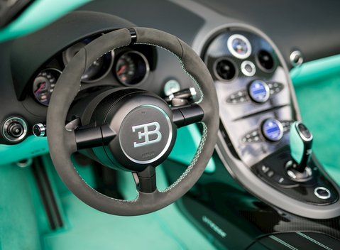 Bugatti Veyron Grand Sport Vitesse 17