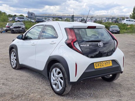 Toyota Aygo X 1.0 VVT-i Pure Hatchback 5dr Petrol x-shift Euro 6 (s/s) (72 ps) 4