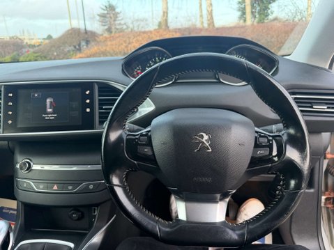 Peugeot 308 1.6 308 Allure HDi Blue S/S 5dr 21