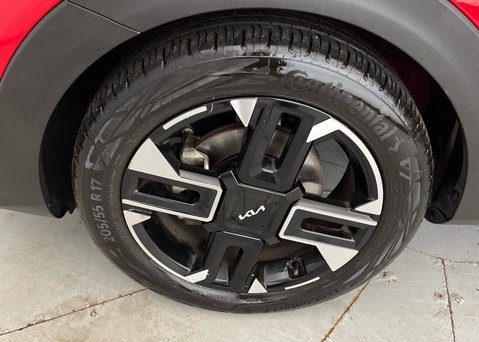 Kia Stonic 1.0 T-GDi MHEV GT-LINE 17