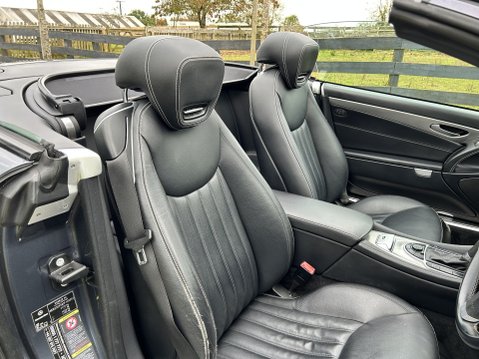 Mercedes-Benz SL Series SL350 AMG V6 Auto Convertible 24
