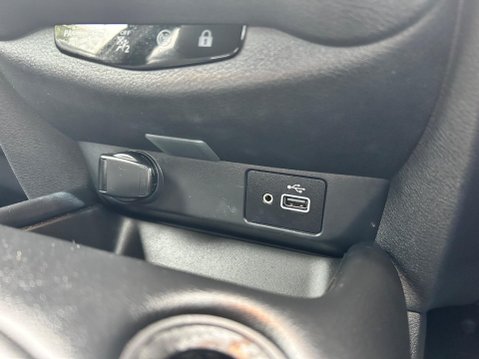 Nissan Juke N-CONNECTA 27