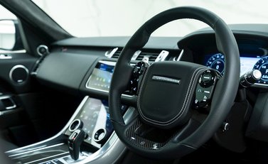 Land Rover Range Rover Sport 5.0 SVR Carbon Edition 9