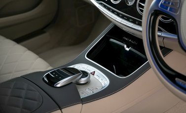 Mercedes-Benz M Class S600 29