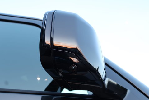 Land Rover Defender 110 2026  MODEL D350 HARD TOP X-DYNAMIC HSE SEEKER STYLED  REAR GENUINE SEATS 17