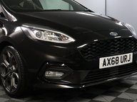 Ford Fiesta ST-LINE 24