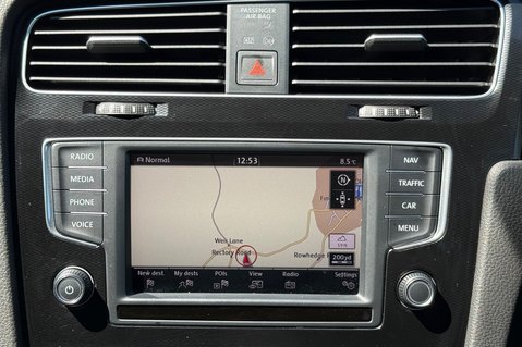 Volkswagen Golf GTI LAUNCH DSG - APPLE CAR PLAY - 2 OWNERS - 9 SERVICES RECORDED 30