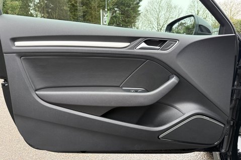 Audi S3 S3 TFSI QUATTRO BLACK EDITION -B&O -VIRTUAL COCKPIT -APPLE CARPLAY 26