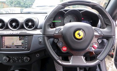Ferrari FF 5