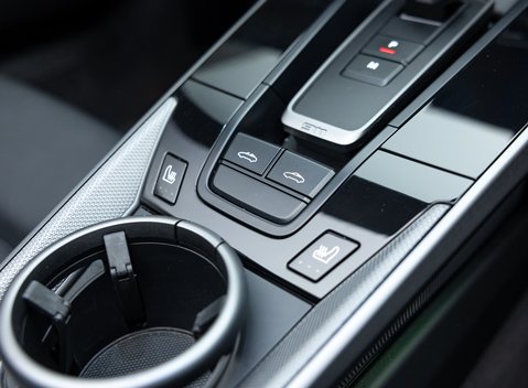 Porsche 911 Targa 4S (992) 35