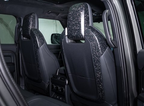 Land Rover Defender 110 OCTA EDITION ONE 21