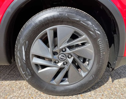 Nissan Qashqai 1.3 Qashqai Acenta Premium DiG-T MHEV 5dr 15