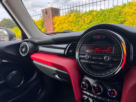Mini Hatch 1.5 One D 3dr 31