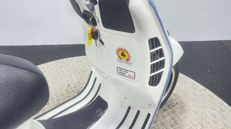 Piaggio Vespa GTS 2009 34K GOOD RUNNING SCOOTER PROJECT 300CC BIKE 8