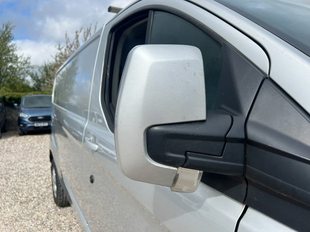 Ford Transit Custom LWB L2H1 Low Roof Limited 290 EURO 6 NO VAT 15