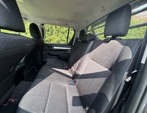 Toyota Hilux Invincible | Auto | 2.4 LT | Double Cab | Camera | Sensors | EURO 6 10
