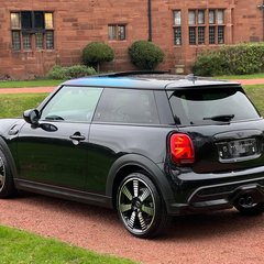 Mini Hatch COOPER S EXCLUSIVE 1