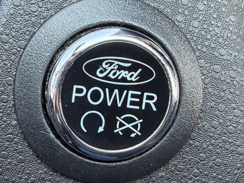 Ford Fiesta 1.0T EcoBoost Titanium Euro 6 (s/s) 5dr 19