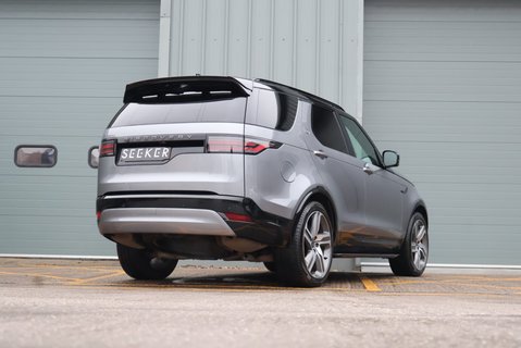 Land Rover Discovery DEMO MODEL COMMERCIAL DYNAMIC HSE WITH GENUINE REAR SEATS STYLED BY SEEKER  3