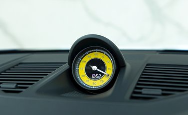Porsche 911 (992) Turbo S Cabriolet 19