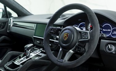 Porsche Cayenne GTS Coupé 9