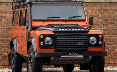 Land Rover Defender 110 Adventure Edition 1