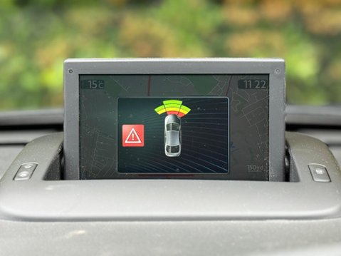 Peugeot 3008 1.6 HDi Allure Euro 5 5dr 11