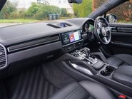 Porsche Cayenne TURBO S E-HYBRID 10
