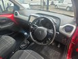 Peugeot 108 PURETECH ALLURE 6