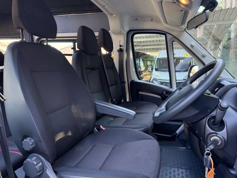 Peugeot Boxer 2.2 435 17seat Non-D1 accessible minibus CanDrive with A/C and Cruise. L3 H 22
